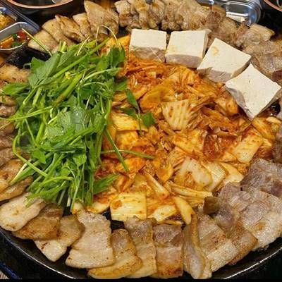 [서울] 홍대맛집 / 무쇠김치삼겹 홍대점
